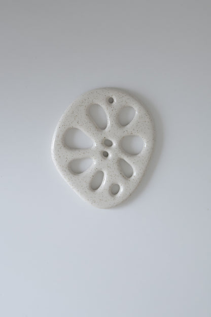 Lotus Root Holder 蓮藕陶瓷筷架