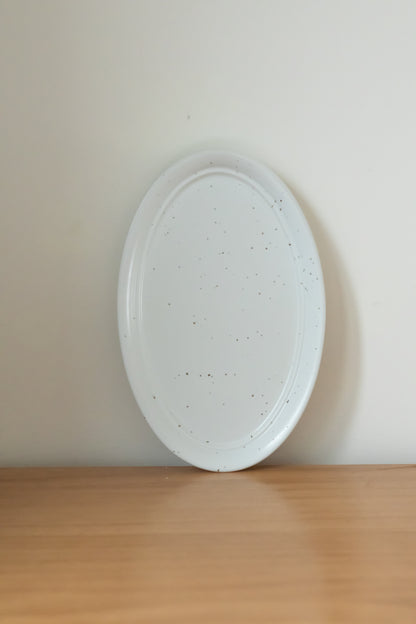 Urban oval shallow plate