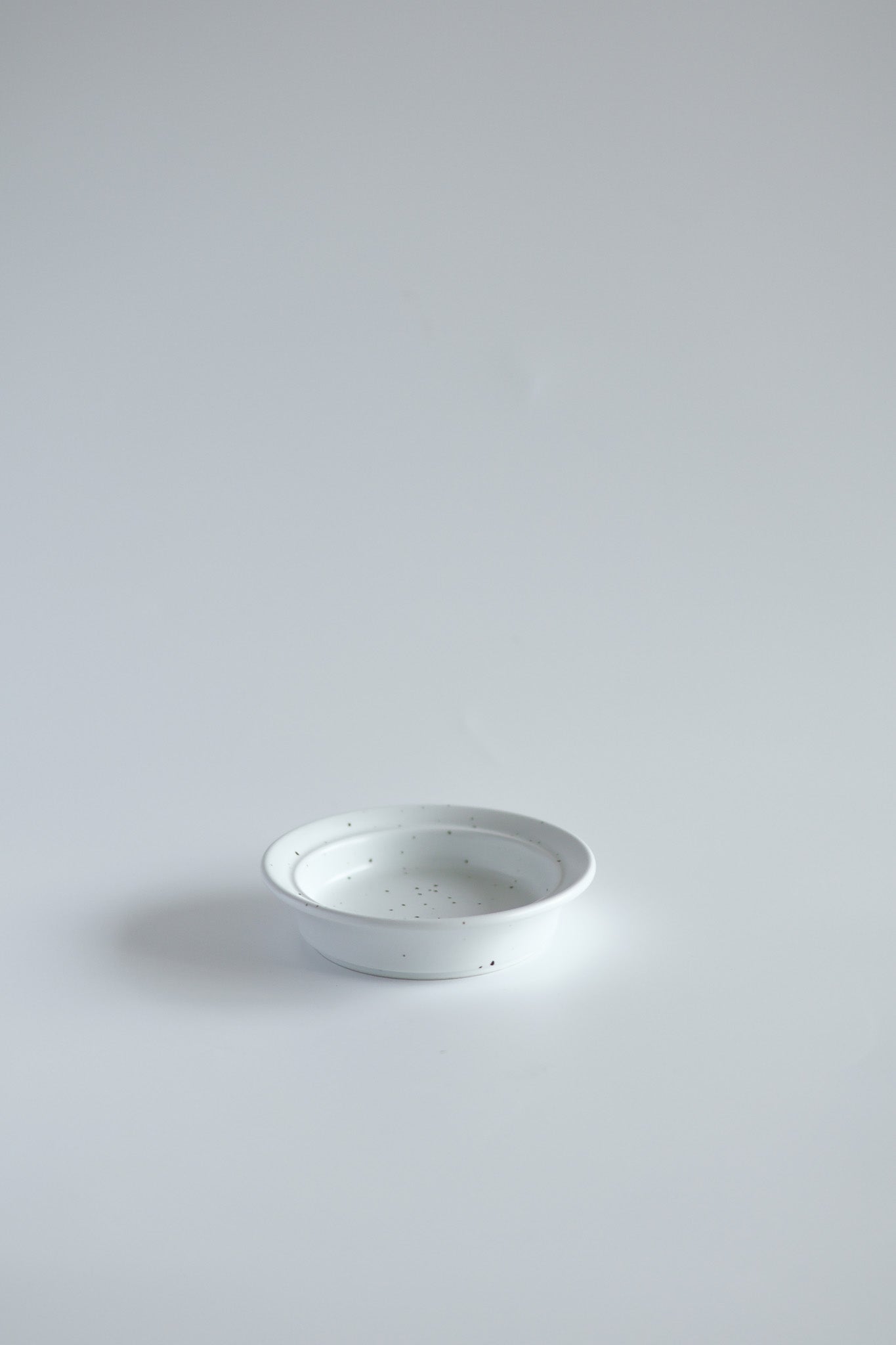 Urban round side plate sauce plate